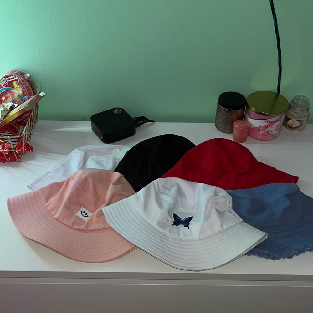 bucket hat lot